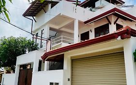 Sand & Surf Guest House